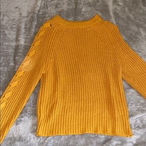 Comfy Women’s Mustard Yellow TIME AND TRU Sweater